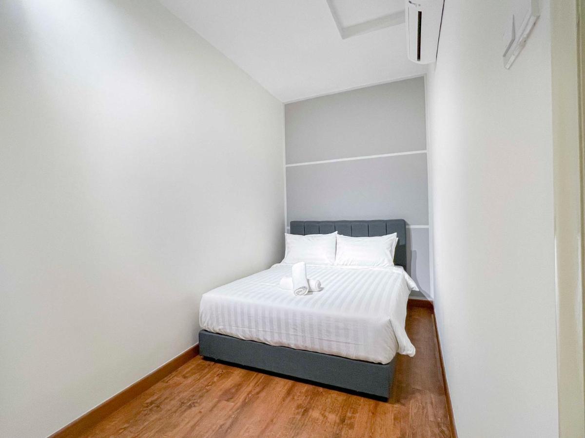 Arte Mont Kiara Luxury Suite Kuala Lumpur Luaran gambar