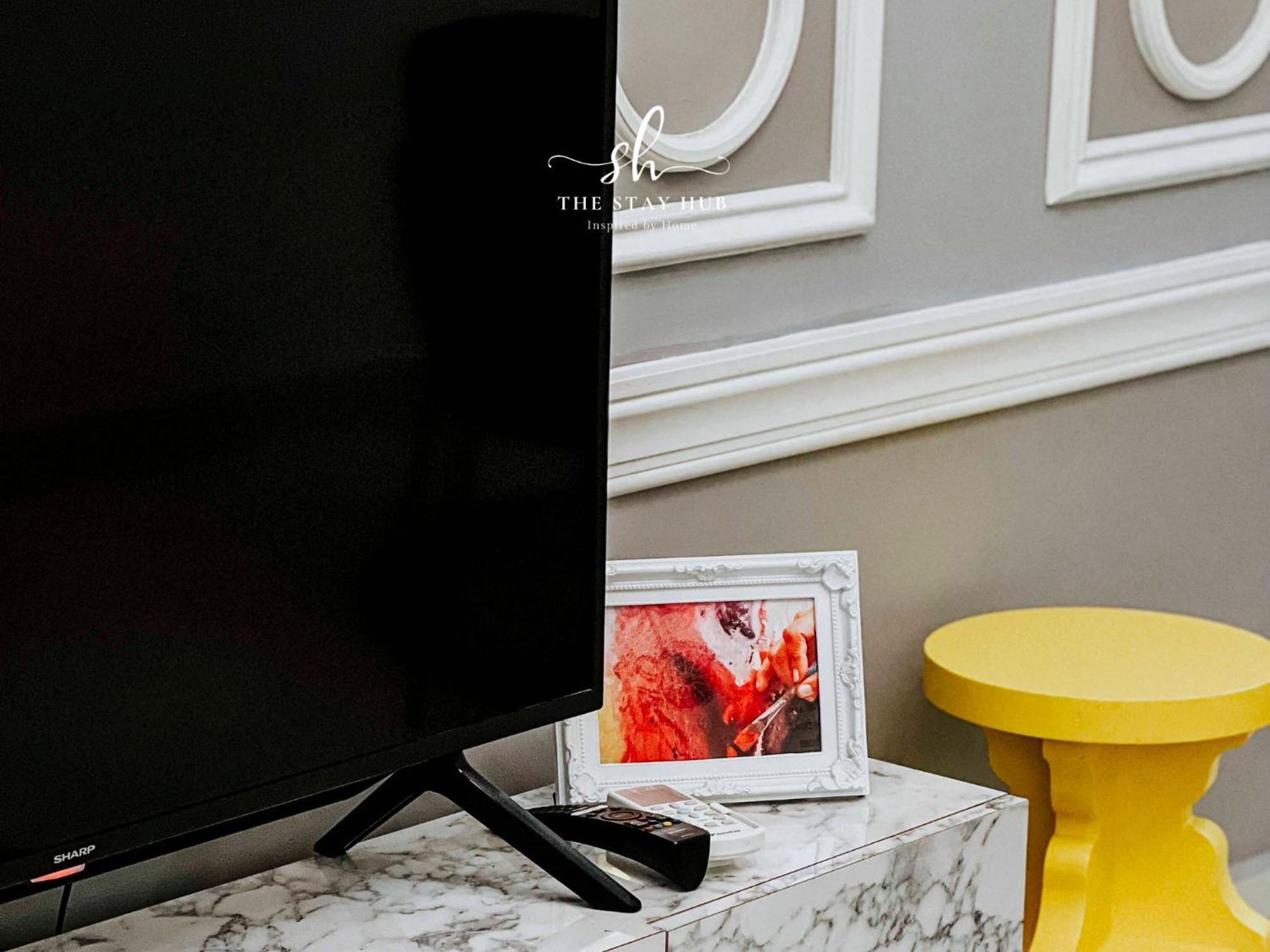 Arte Mont Kiara Luxury Suite Kuala Lumpur Luaran gambar